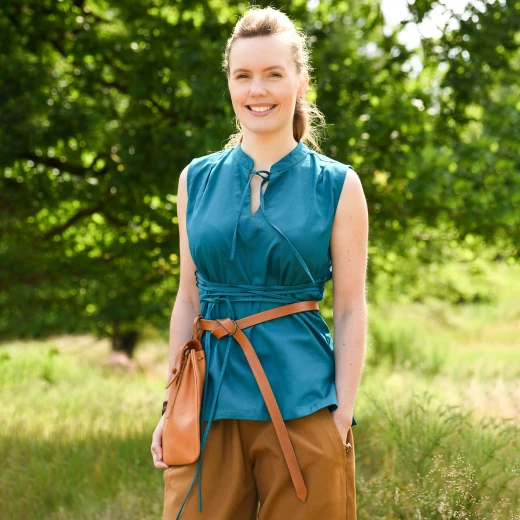 Medieval Sleeveless Blouse Levke, teal blue