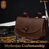 Mittelalter Tasche "Mythischer Abenteurer" aus braunem Vollnarbenleder 24x17cm