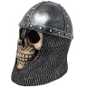 Totenkopf mit Kettenbrünne und Nasalhelm Skulptur 16cm