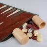 Hochwertiges, handgefertigtes Roll-Up-Backgammon-Set aus burgunderrotem Wildleder