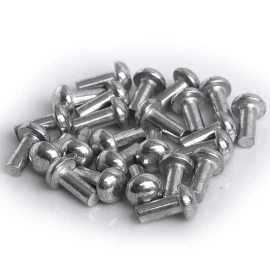 25 železných nýtů 4x10mm s půlkulatou hlavou