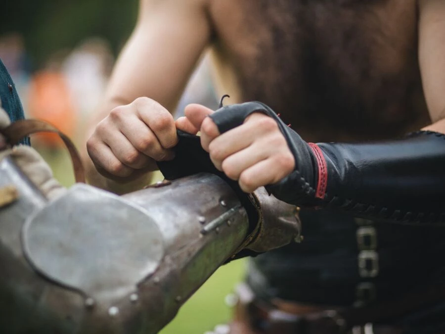 Plate Armour Maintenance